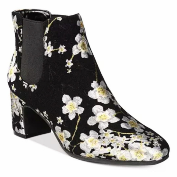 Anne Klein Gorgia Ankle Boots Black Floral 6.5 - Picture 8 of 8